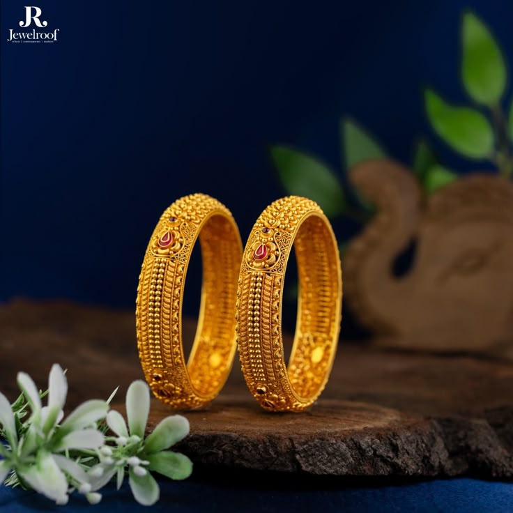 Valayal – Traditional Kerala Gold Bangles for Weddings & Daily Wear